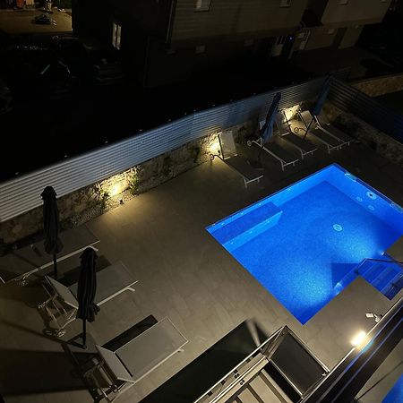 Luxury Apartments Marty Malinska Esterno foto